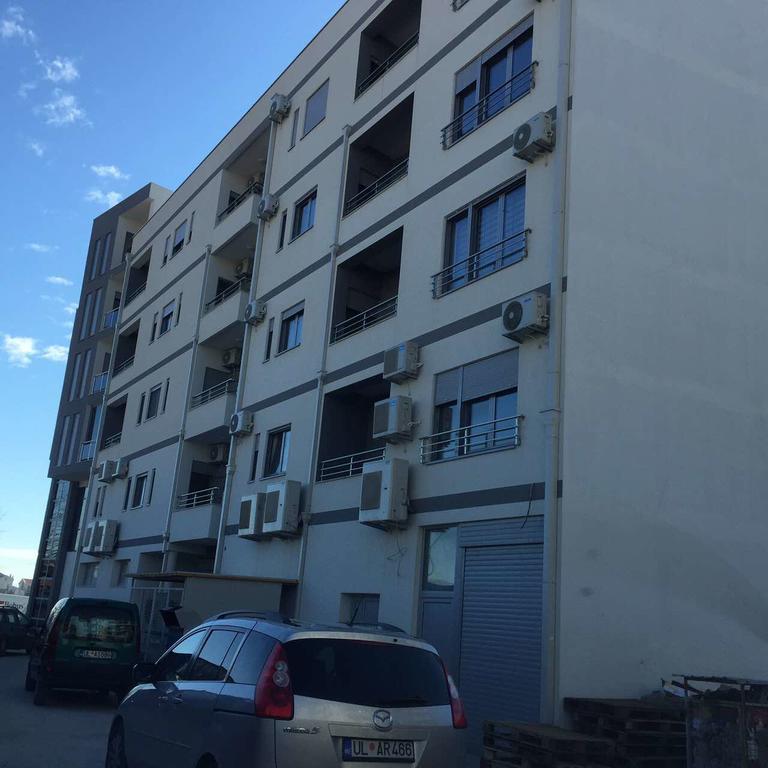 Apartman Dajana Ulcinj Exterior foto