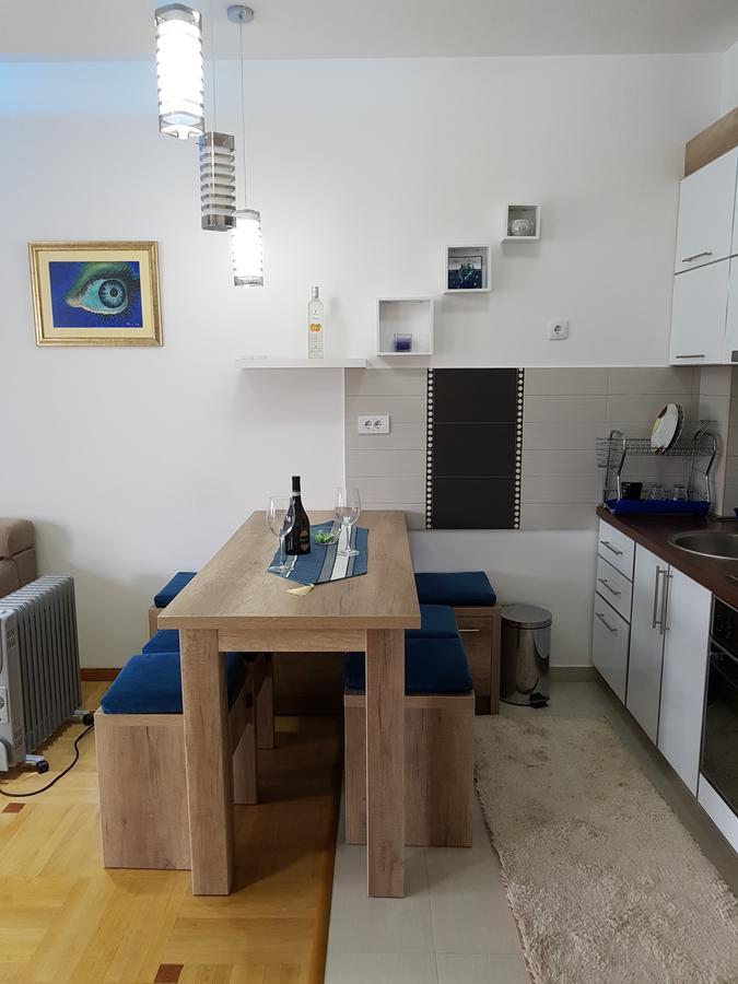 Apartman Dajana Ulcinj Exterior foto