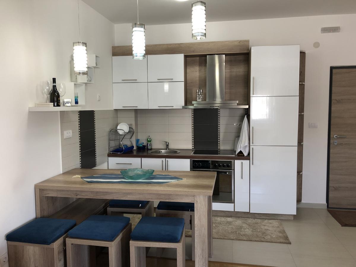 Apartman Dajana Ulcinj Exterior foto