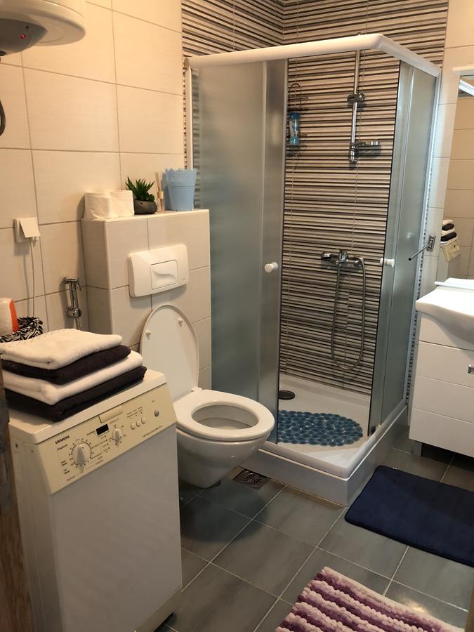 Apartman Dajana Ulcinj Exterior foto